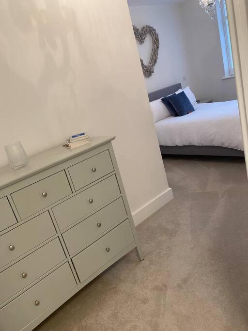 Unrivalled Location - Five Star - Worcester Apartment מראה חיצוני תמונה