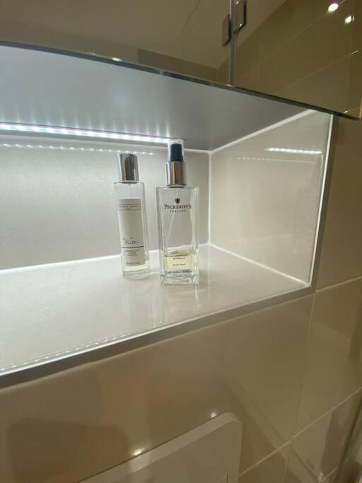 Unrivalled Location - Five Star - Worcester Apartment מראה חיצוני תמונה