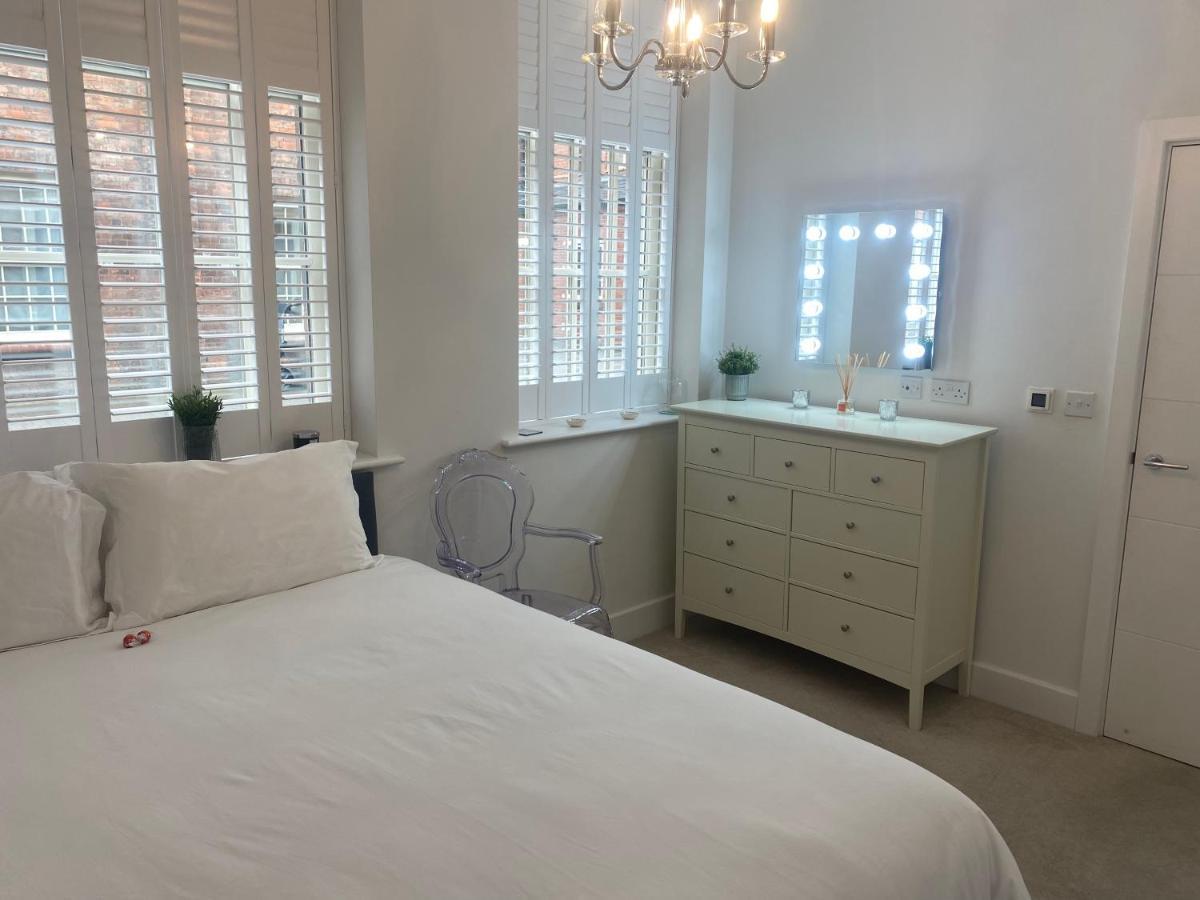 Unrivalled Location - Five Star - Worcester Apartment מראה חיצוני תמונה